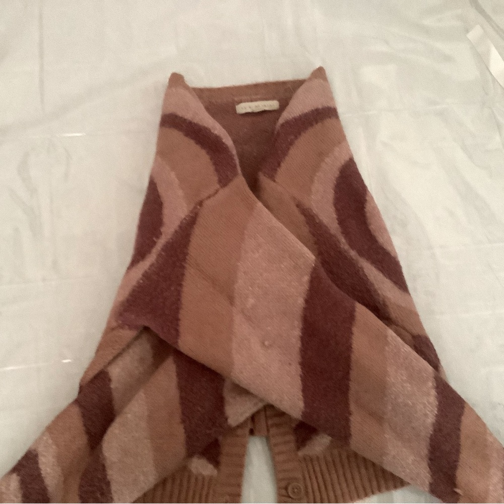 La Hearts cardigan in the color pink size small.